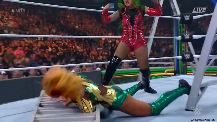 beckyppv20220702_00_17_18_00_Still751.jpg