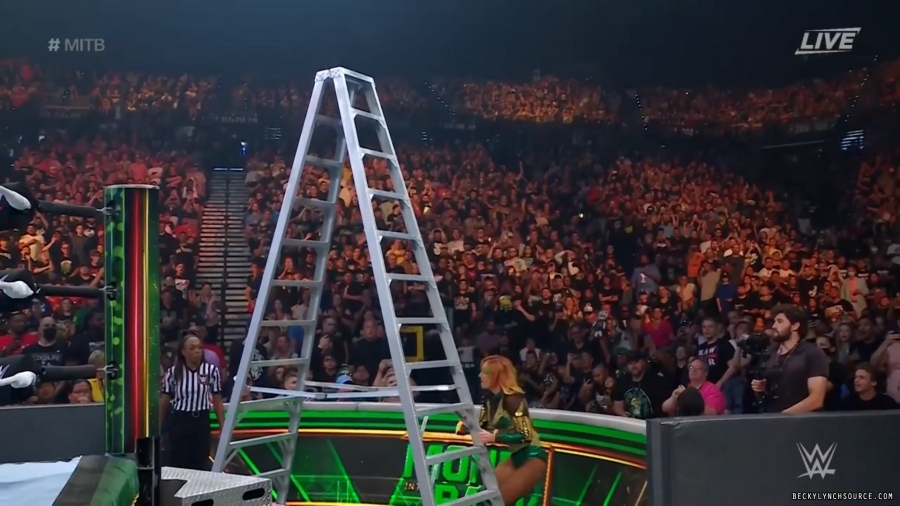 beckyppv20220702_00_20_06_00_Still810.jpg