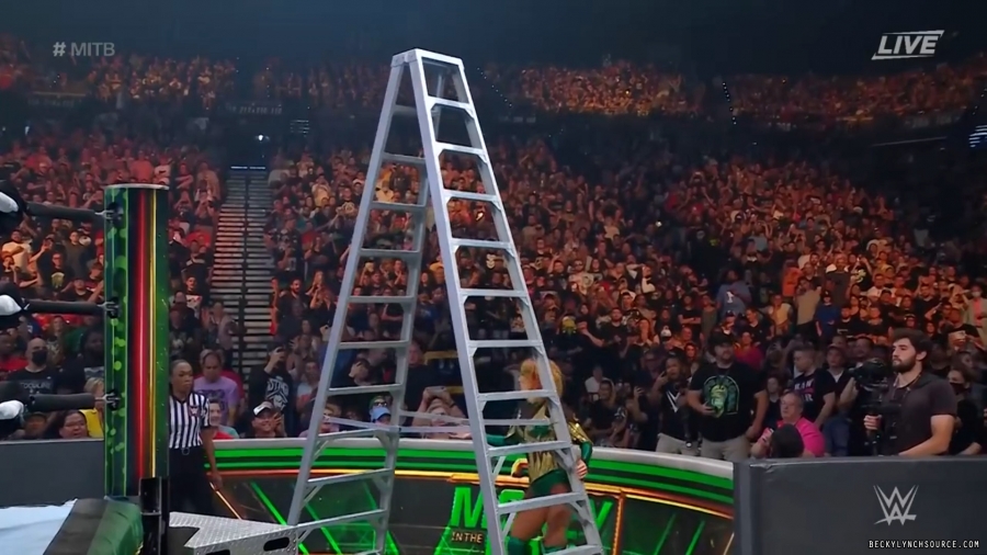 beckyppv20220702_00_20_07_00_Still812.jpg