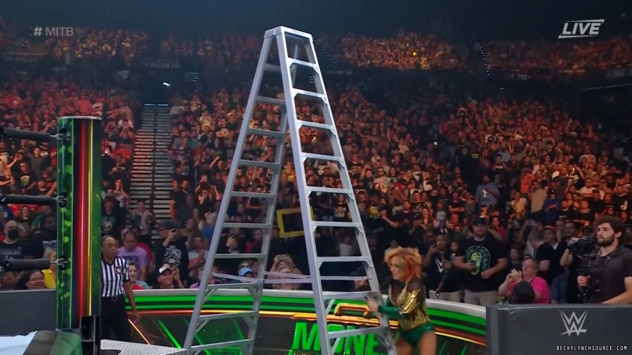 beckyppv20220702_00_20_08_00_Still814.jpg