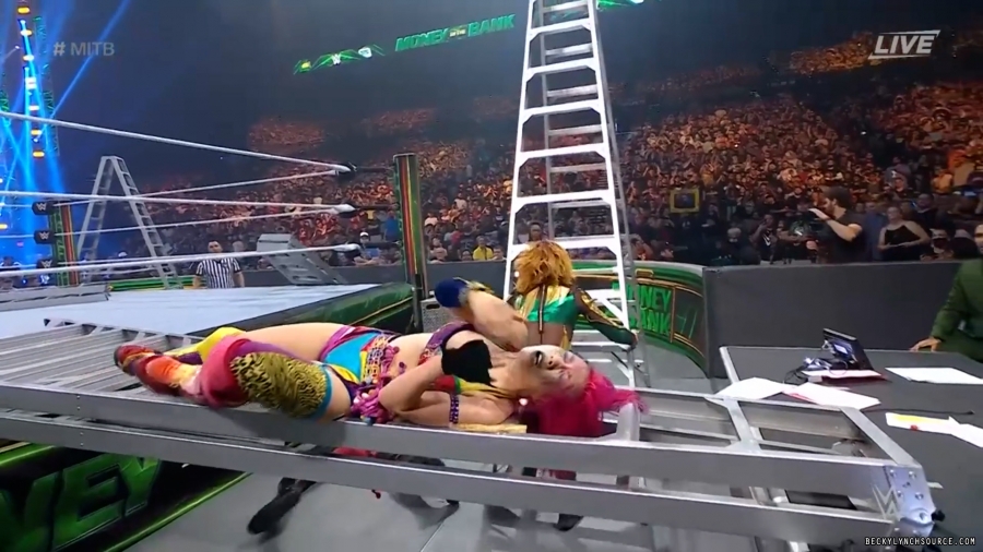 beckyppv20220702_00_20_12_00_Still822.jpg
