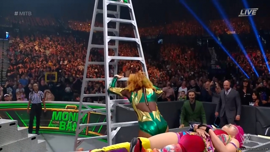 beckyppv20220702_00_20_16_00_Still830.jpg