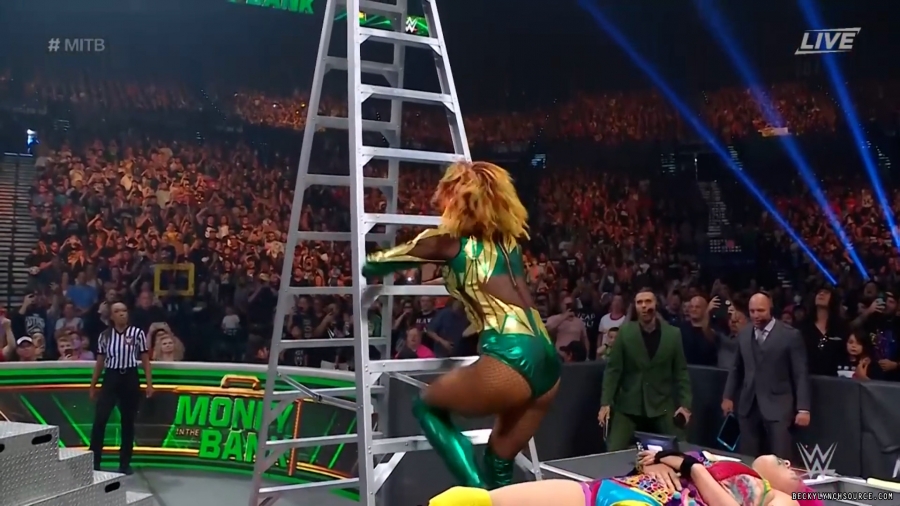 beckyppv20220702_00_20_16_15_Still831.jpg