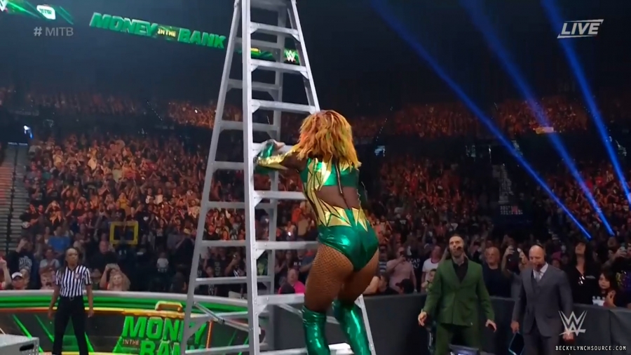 beckyppv20220702_00_20_17_00_Still832.jpg