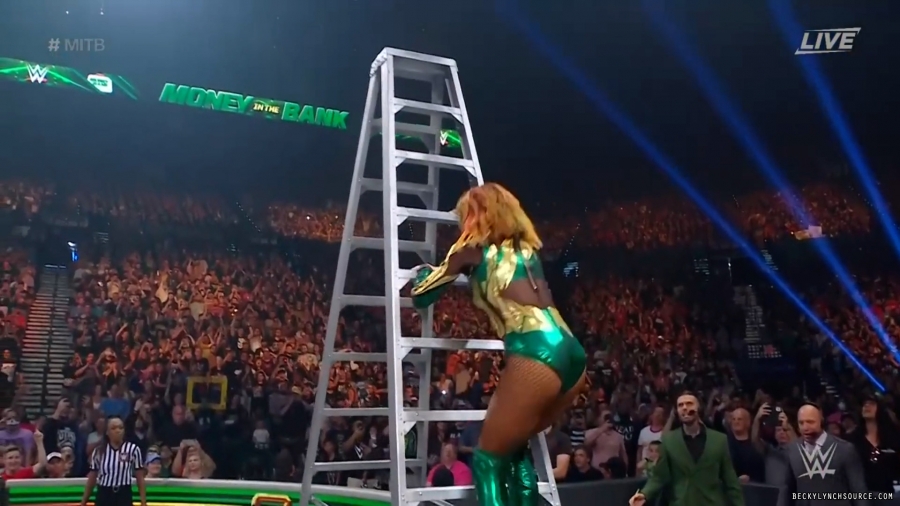 beckyppv20220702_00_20_17_15_Still833.jpg