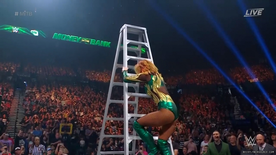 beckyppv20220702_00_20_18_00_Still834.jpg