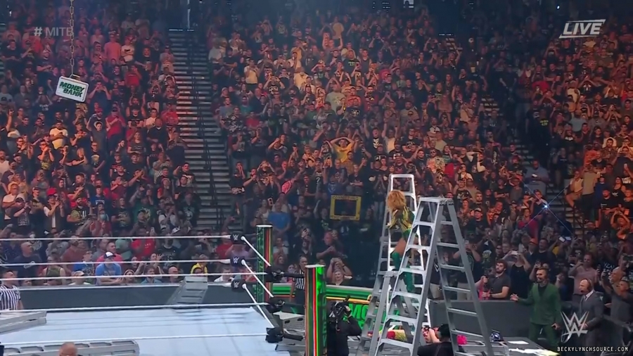 beckyppv20220702_00_20_19_00_Still836.jpg