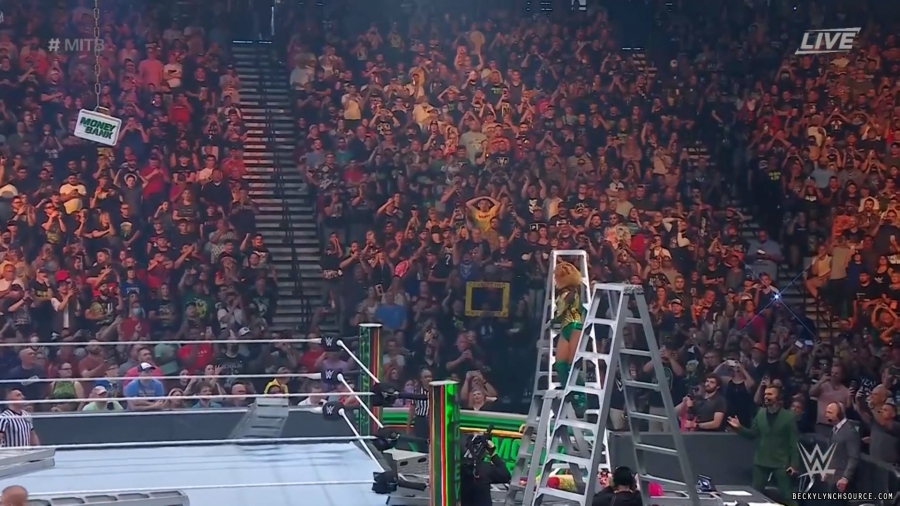beckyppv20220702_00_20_19_15_Still837.jpg