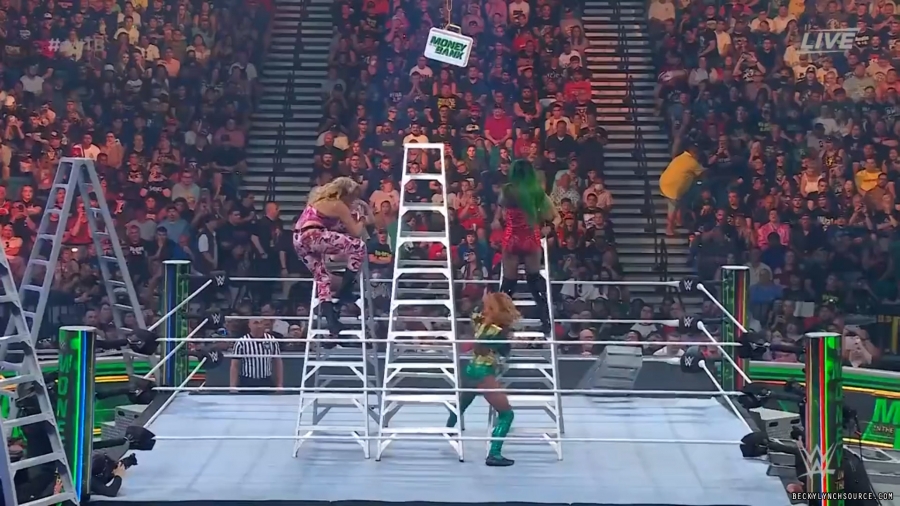 beckyppv20220702_00_22_03_00_Still923.jpg