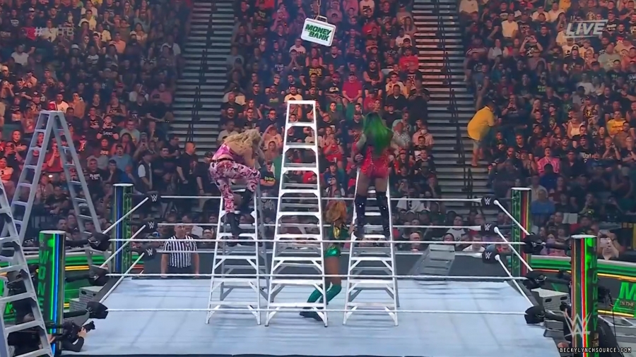 beckyppv20220702_00_22_03_15_Still924.jpg