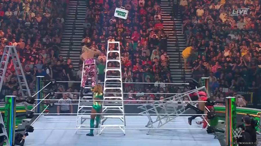 beckyppv20220702_00_22_08_15_Still930.jpg