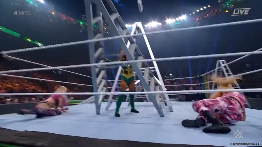 beckyppv20220702_00_22_12_15_Still938.jpg