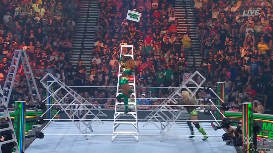beckyppv20220702_00_22_24_00_Still961.jpg