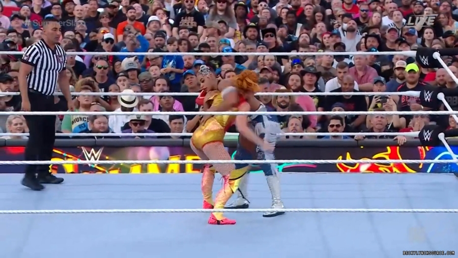 beckyppv20220730_00_09_15_15_Still857.jpg