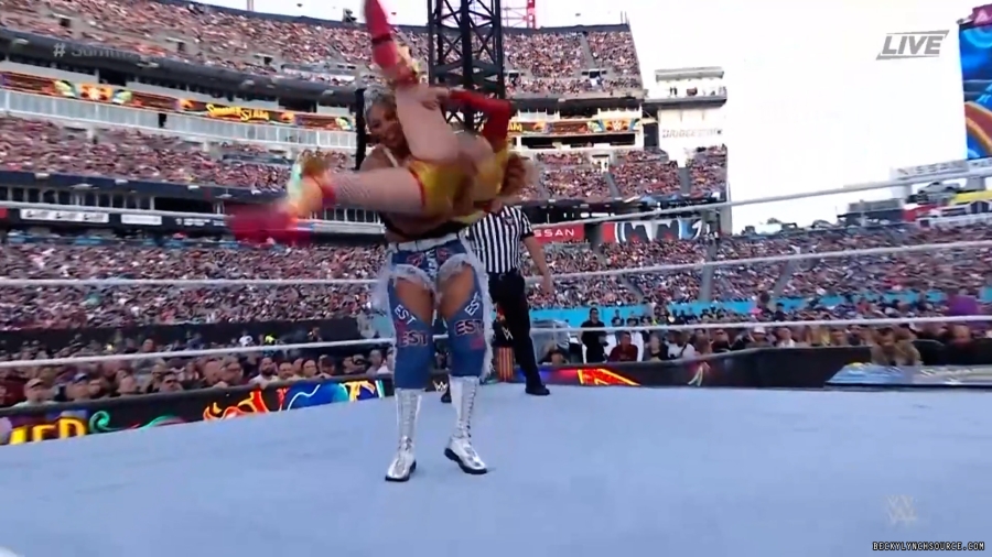beckyppv20220730_00_09_35_15_Still897.jpg