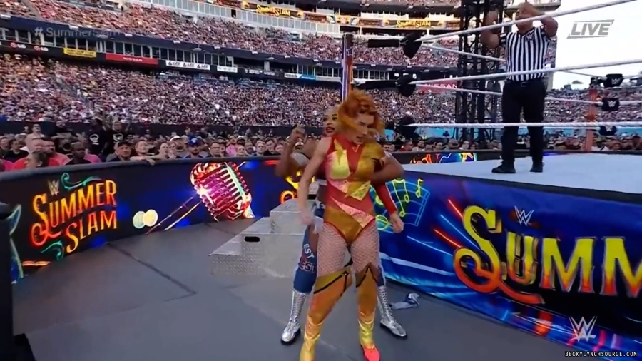 beckyppv20220730_00_12_10_15_Still1178.jpg