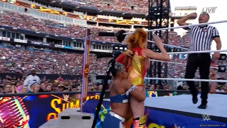 beckyppv20220730_00_12_13_15_Still1184.jpg