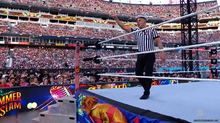 beckyppv20220730_00_12_17_00_Still1191.jpg