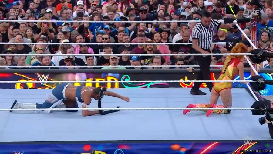 beckyppv20220730_00_15_23_15_Still1548.jpg
