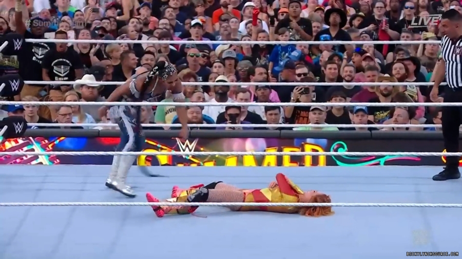 beckyppv20220730_00_17_12_15_Still1741.jpg