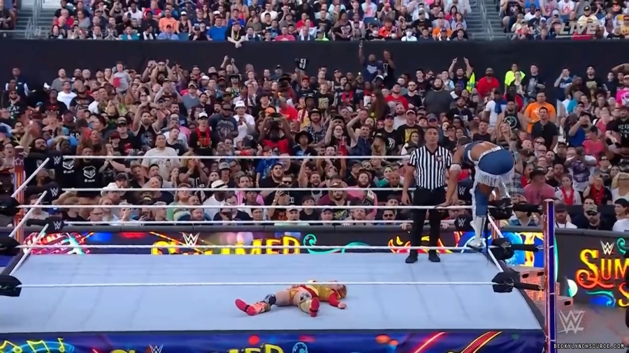 beckyppv20220730_00_17_26_00_Still1752.jpg