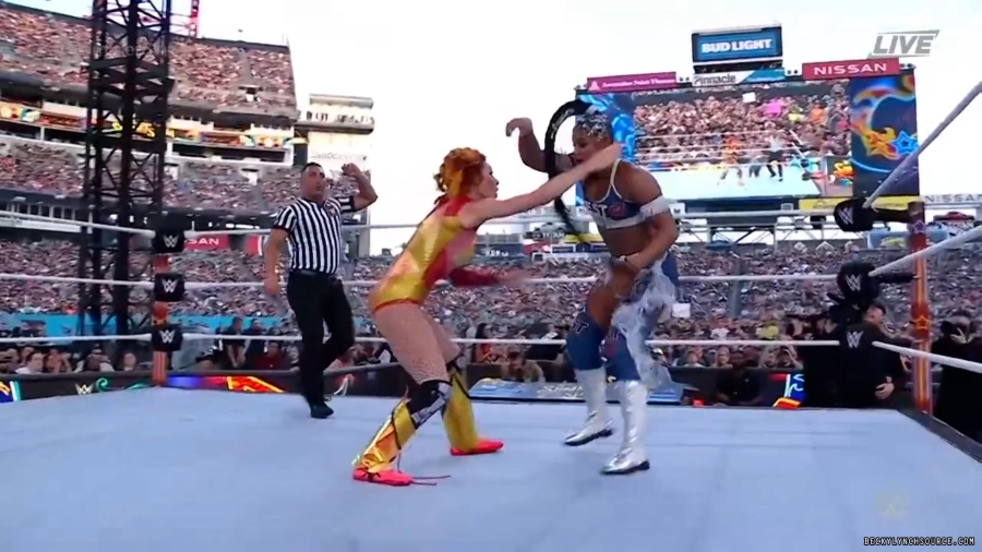 beckyppv20220730_00_17_54_00_Still1805.jpg