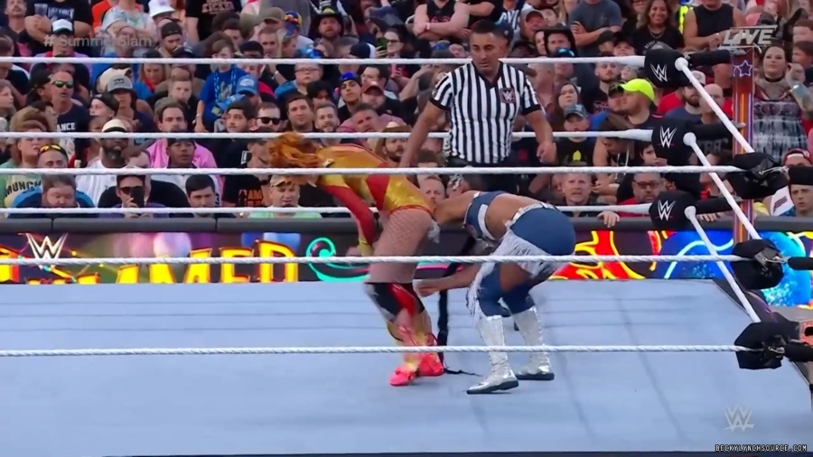 beckyppv20220730_00_18_52_15_Still1909.jpg
