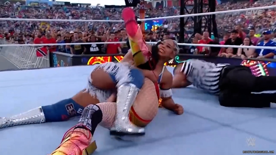 beckyppv20220730_00_19_28_00_Still1980.jpg