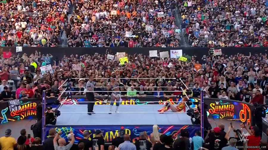 beckyppv20220730_00_19_50_15_Still2006.jpg