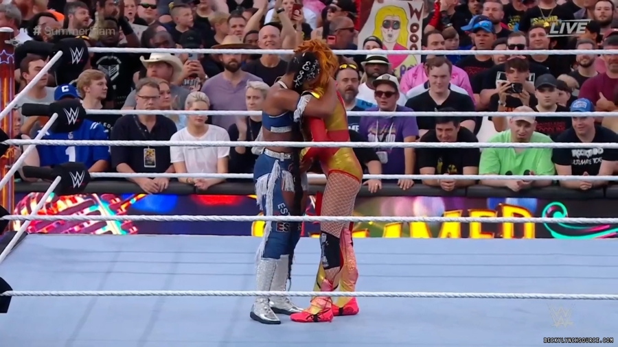 beckyppv20220730_00_21_36_15_Still2194.jpg