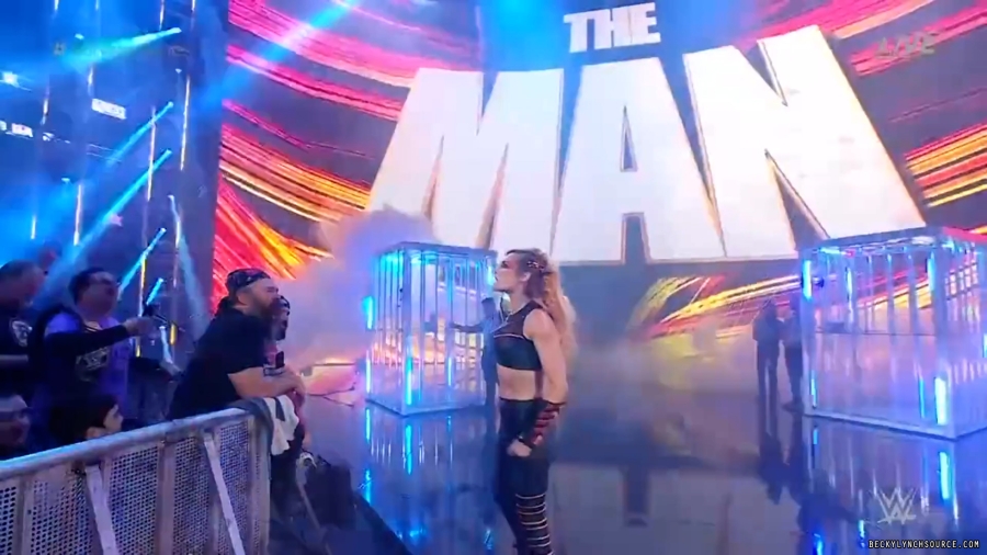 beckyppv20221126_00_05_54_00_Still044.jpg