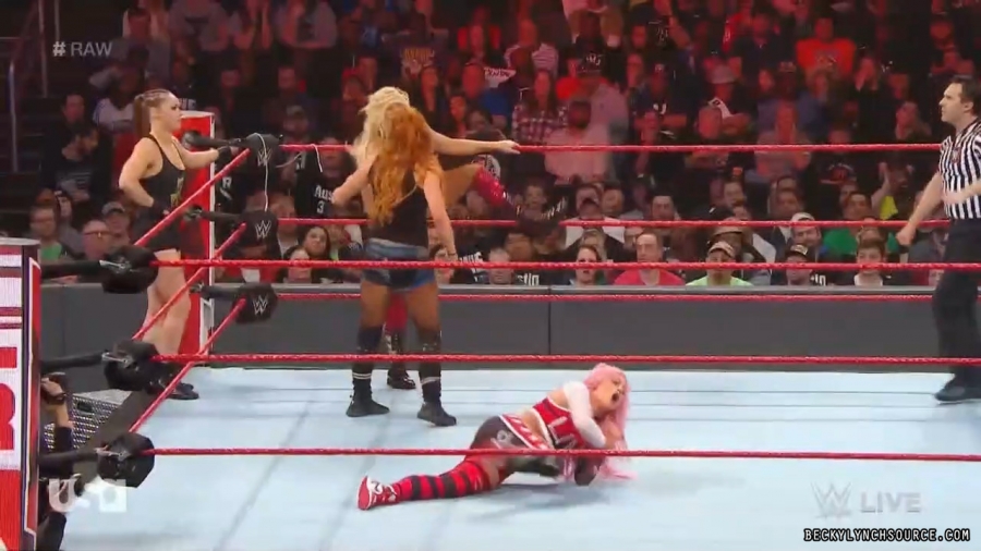 beckyraw20190401_Still808.jpg