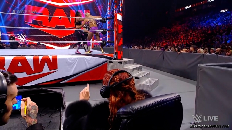 beckyraw20211004_00_14_35_15_Still795.jpg