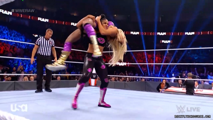 beckyraw20211004_00_18_22_15_Still889.jpg