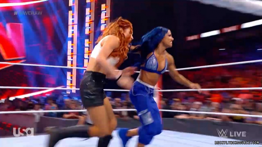 beckyraw20211004_00_21_03_00_Still997.jpg