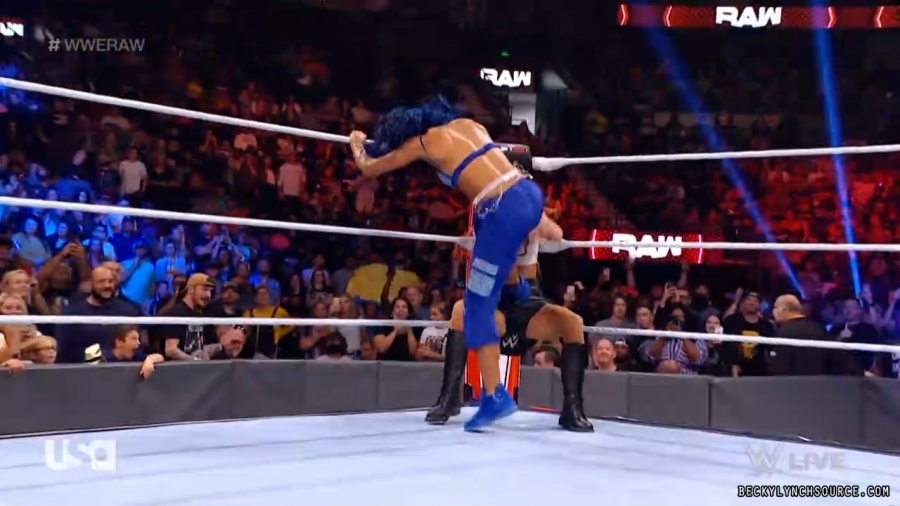 beckyraw20211004_00_21_07_00_Still1005.jpg