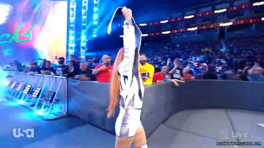 beckyraw20211011_00_01_35_15_Still187.jpg