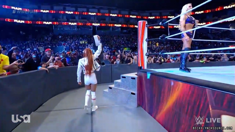 beckyraw20211011_00_01_37_15_Still191.jpg