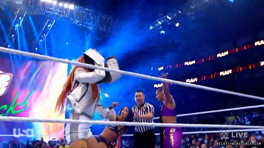 beckyraw20211011_00_02_05_15_Still244.jpg