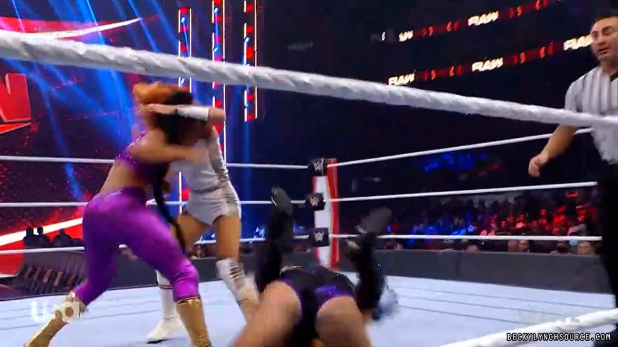 beckyraw20211011_00_03_25_15_Still355.jpg