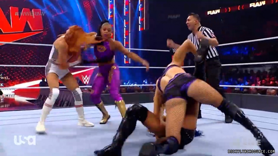 beckyraw20211011_00_03_27_15_Still359.jpg