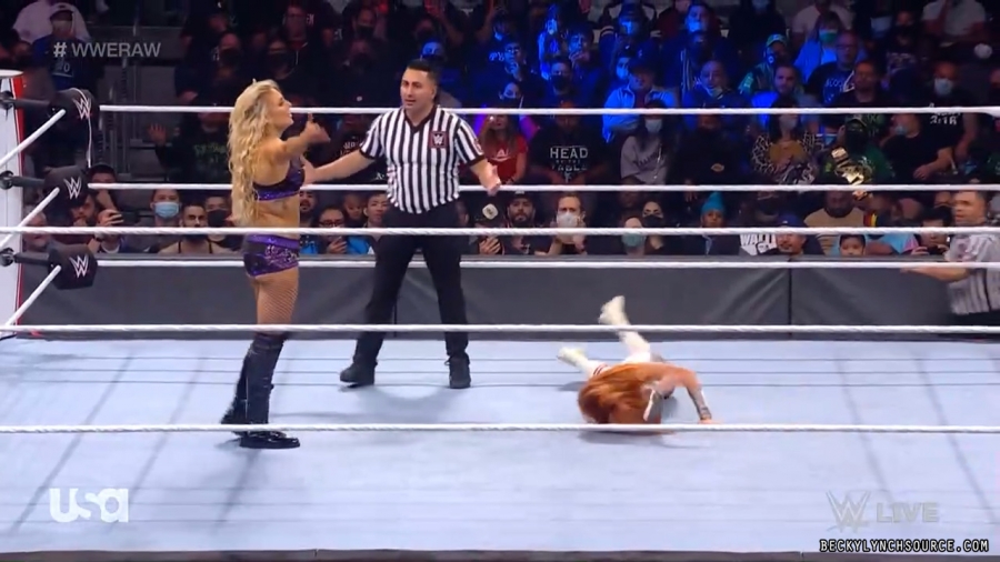 beckyraw20211011_00_04_13_15_Still434.jpg