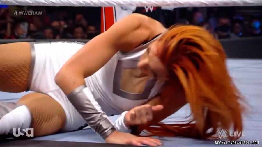 beckyraw20211011_00_04_20_15_Still439.jpg