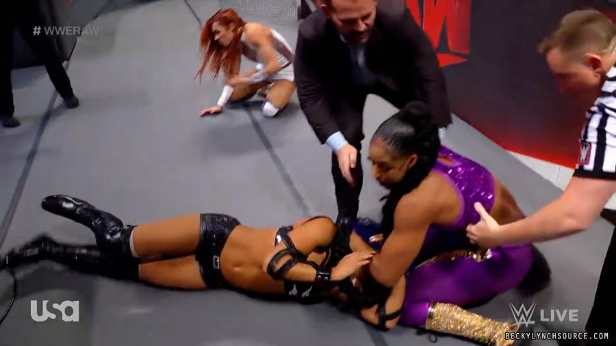 beckyraw20211011_00_05_21_15_Still499.jpg