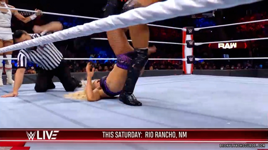 beckyraw20211011_00_06_45_15_Still602.jpg