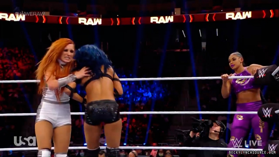 beckyraw20211011_00_08_19_00_Still749.jpg