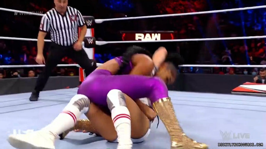 beckyraw20211011_00_08_45_15_Still799.jpg