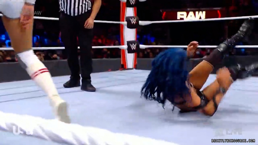 beckyraw20211011_00_09_42_15_Still897.jpg