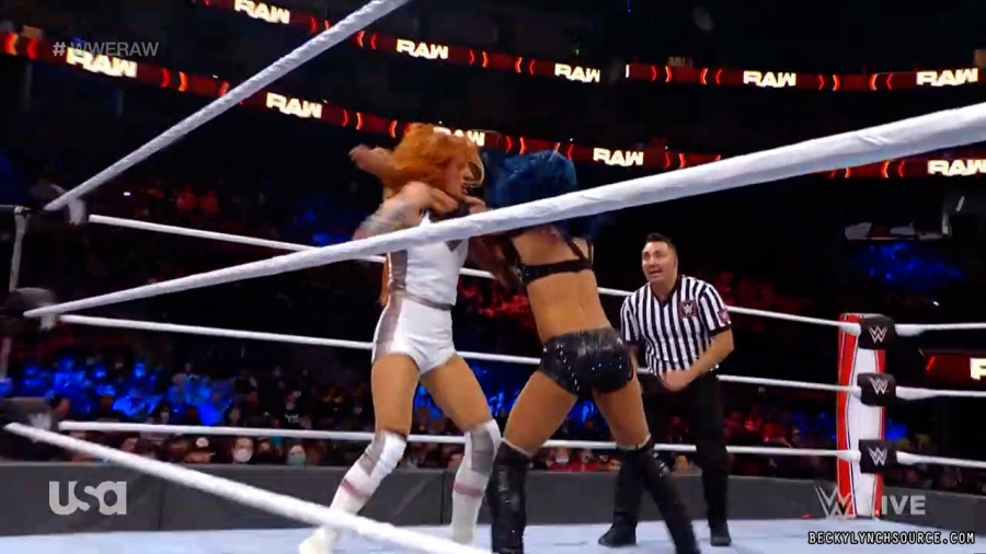 beckyraw20211011_00_10_13_15_Still955.jpg