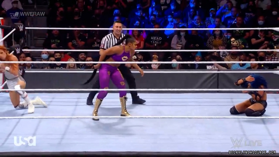 beckyraw20211011_00_10_29_15_Still985.jpg
